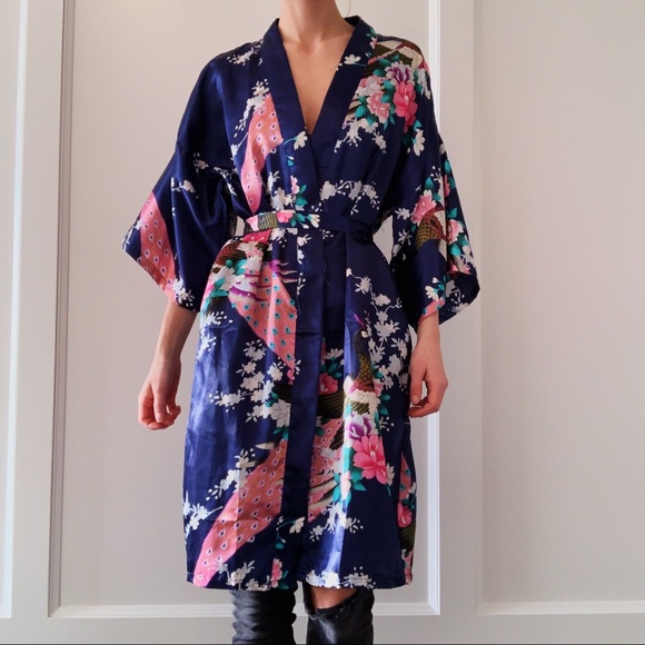 genuine kimono 🦚 - Picture 4 of 16